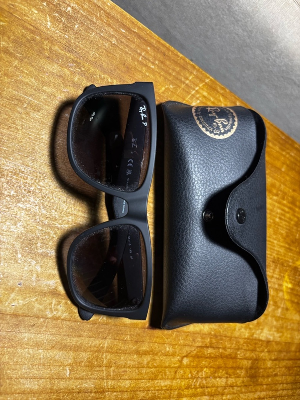 Ray-Ban Men’s Black Sunglasses with Black Case